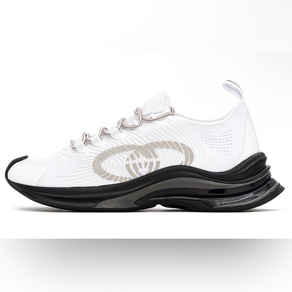 Gucci Men Run Sneaker Black White size 12.5